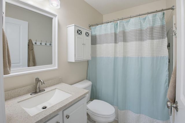 6532 Nottinghill Trail Drive, Canal Winchester, OH 43110