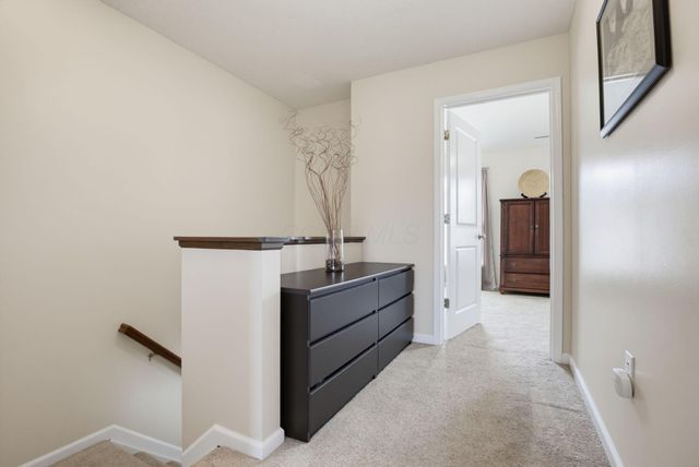 6532 Nottinghill Trail Drive, Canal Winchester, OH 43110