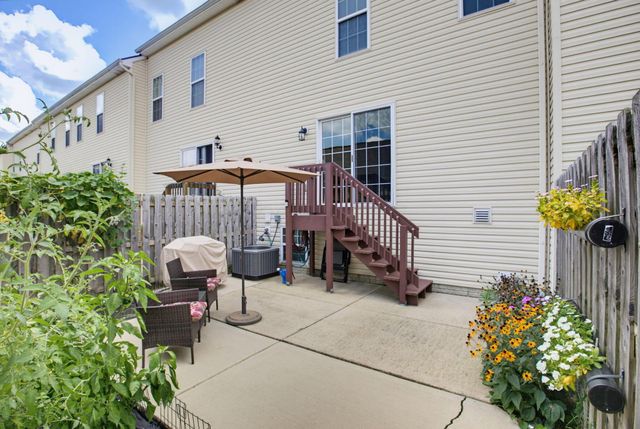 6532 Nottinghill Trail Drive, Canal Winchester, OH 43110