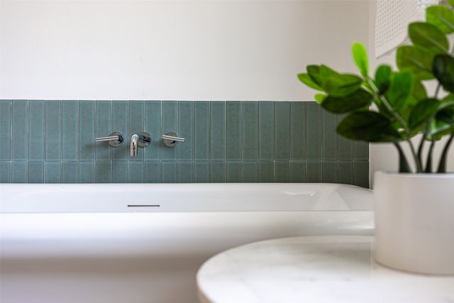 13723 Hughes Lane, Dallas, TX 75240