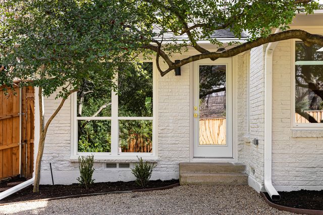 13723 Hughes Lane, Dallas, TX 75240