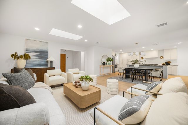 13723 Hughes Lane, Dallas, TX 75240