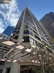 400 E Ohio Street 3904, Chicago, IL 60611