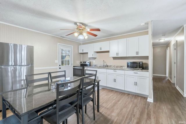 1045 Southlea Drive, Lafayette, IN 47909