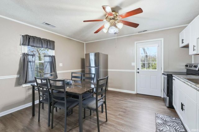 1045 Southlea Drive, Lafayette, IN 47909