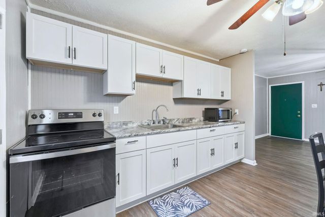 1045 Southlea Drive, Lafayette, IN 47909