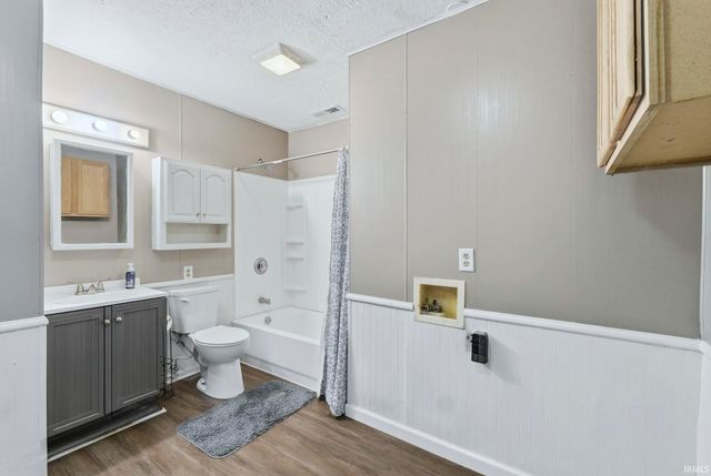 1045 Southlea Drive, Lafayette, IN 47909