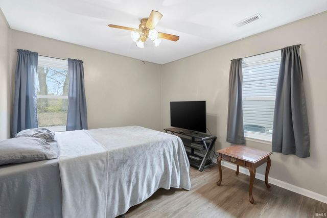 1045 Southlea Drive, Lafayette, IN 47909