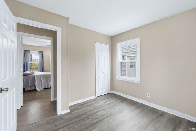 1045 Southlea Drive, Lafayette, IN 47909