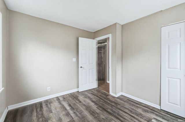 1045 Southlea Drive, Lafayette, IN 47909