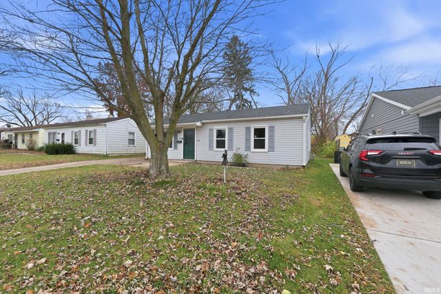 1045 Southlea Drive, Lafayette, IN 47909