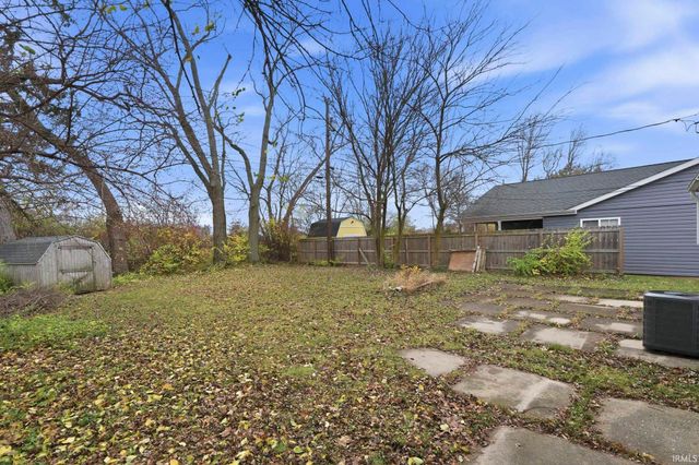 1045 Southlea Drive, Lafayette, IN 47909