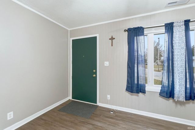 1045 Southlea Drive, Lafayette, IN 47909