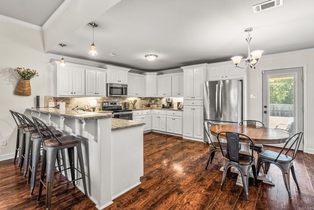 85 Smarty Jones Circle, Austin, AR 72007