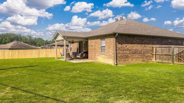 85 Smarty Jones Circle, Austin, AR 72007