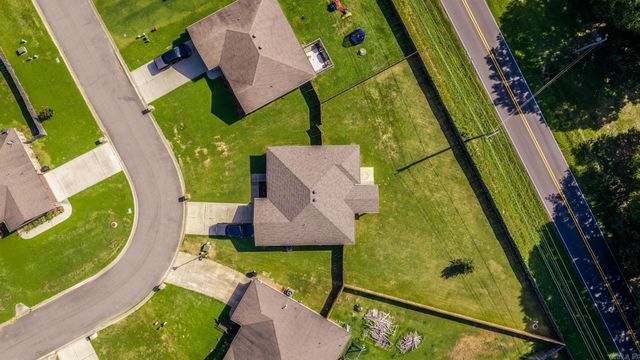 85 Smarty Jones Circle, Austin, AR 72007