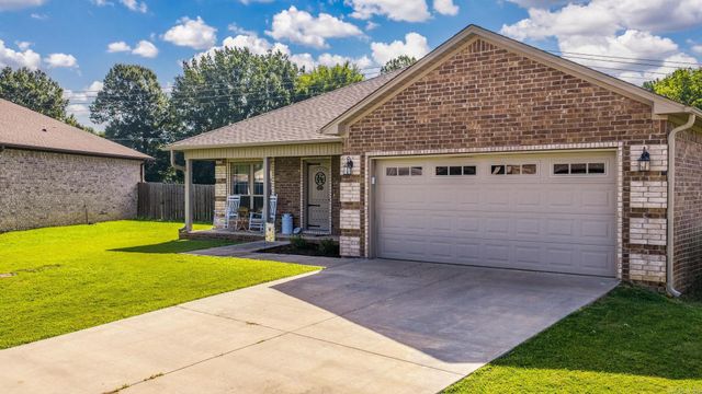 85 Smarty Jones Circle, Austin, AR 72007