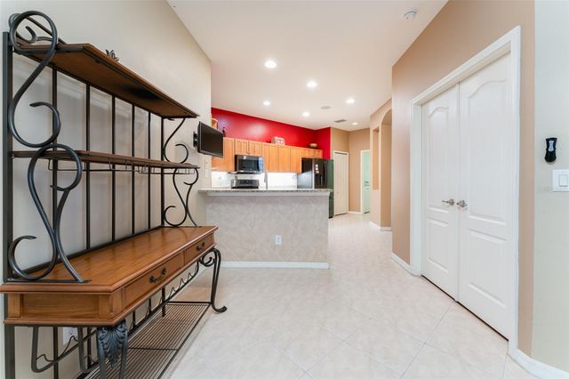 15731 PHOEBEPARK AVENUE, Lithia, FL 33547