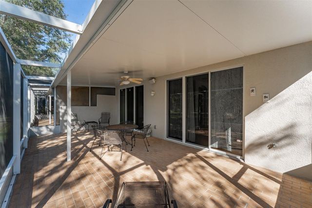 15731 PHOEBEPARK AVENUE, Lithia, FL 33547