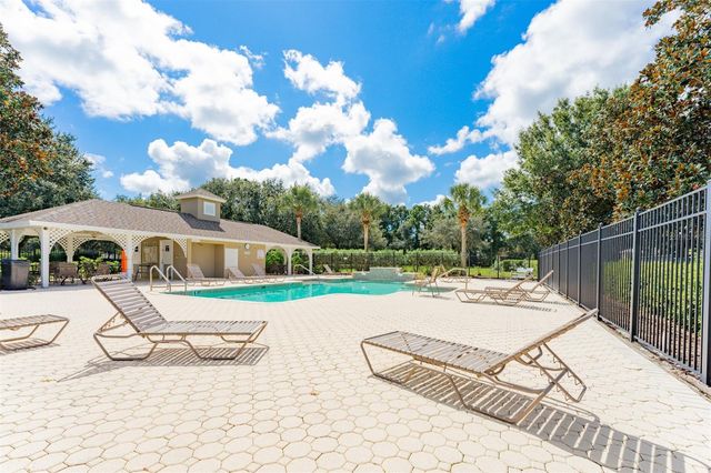 15731 PHOEBEPARK AVENUE, Lithia, FL 33547