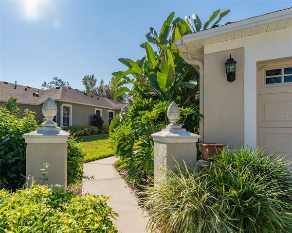 15731 PHOEBEPARK AVENUE, Lithia, FL 33547