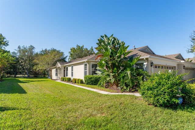 15731 PHOEBEPARK AVENUE, Lithia, FL 33547