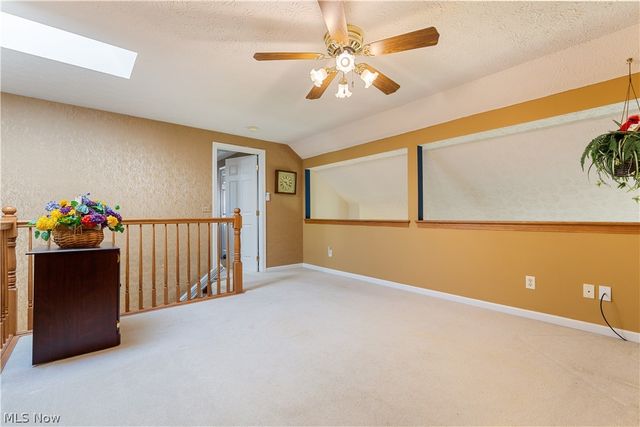1702 Southpointe Circle NE, Canton, OH 44714