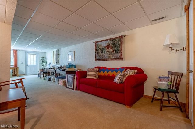 1702 Southpointe Circle NE, Canton, OH 44714