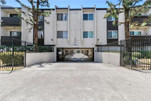 8801 Cedros Avenue 7, Panorama City, CA 91402