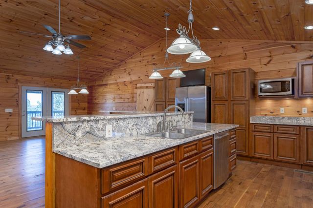 410 Pioneer Trail, Dayton, TN 37321