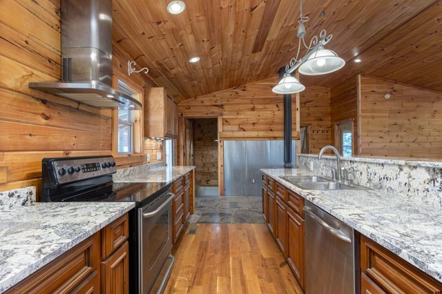 410 Pioneer Trail, Dayton, TN 37321