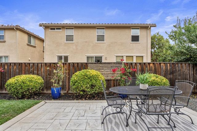 130 Lusitano Way, Gilroy, CA 95020