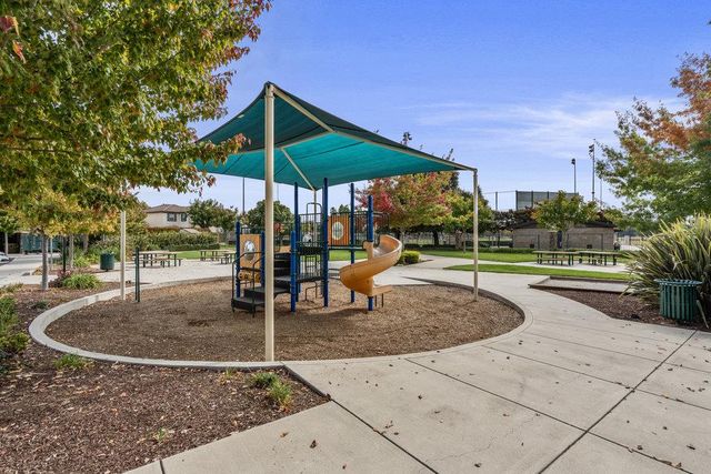 130 Lusitano Way, Gilroy, CA 95020