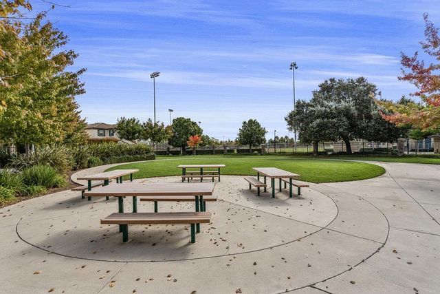 130 Lusitano Way, Gilroy, CA 95020