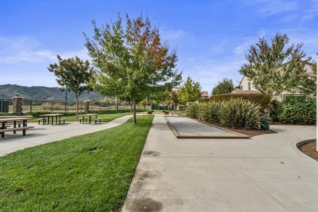 130 Lusitano Way, Gilroy, CA 95020