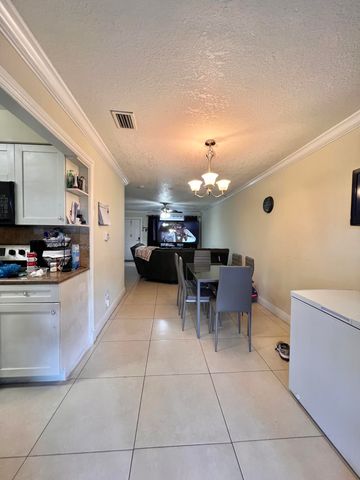 6604 Dockside Circle 6604, Greenacres, FL 33463