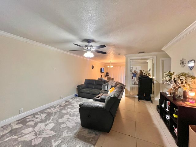 6604 Dockside Circle 6604, Greenacres, FL 33463