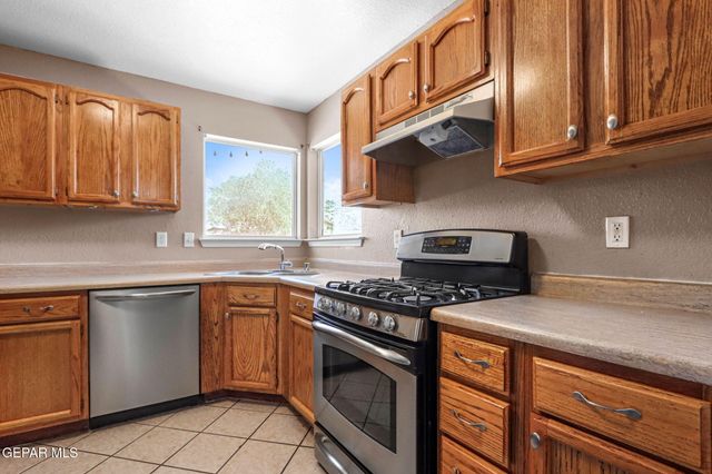 2376 JOSHUA LOUIS Drive, El Paso, TX 79938