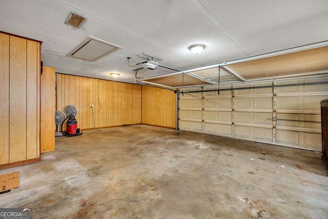 112 Meadows Way, Brunswick, GA 31525