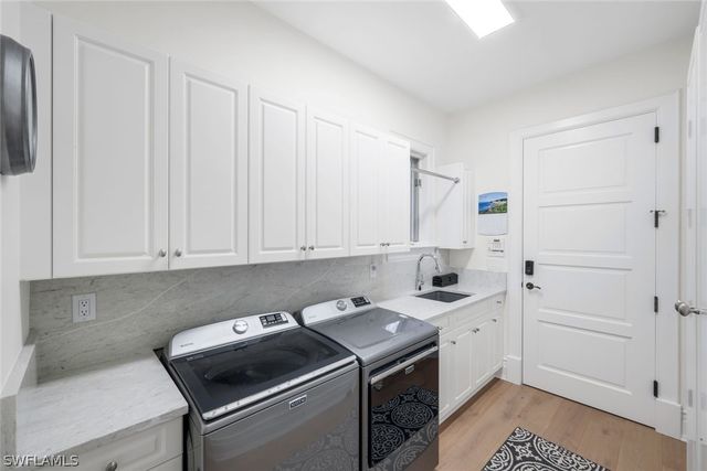 1561 Marsh Wren LN, Naples, FL 34105