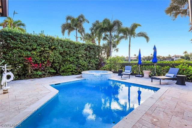 1561 Marsh Wren LN, Naples, FL 34105