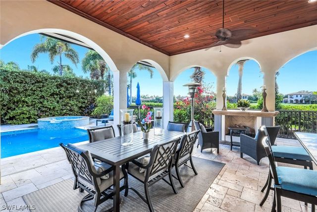 1561 Marsh Wren LN, Naples, FL 34105