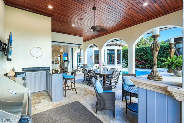 1561 Marsh Wren LN, Naples, FL 34105