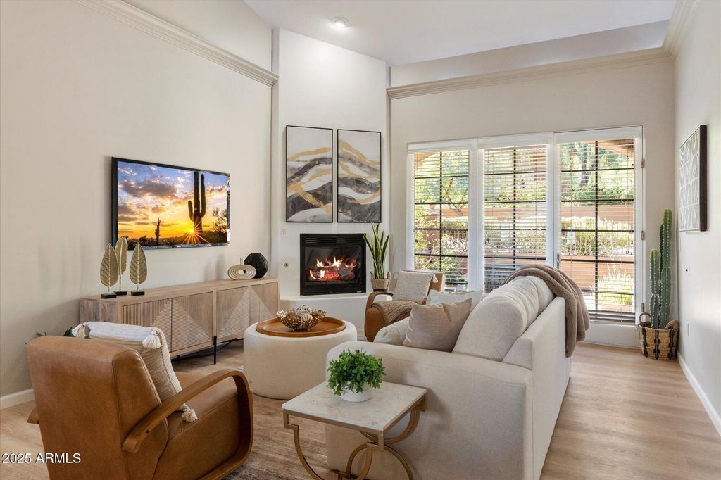 7200 E RIDGEVIEW Place 9, Carefree, AZ 85377