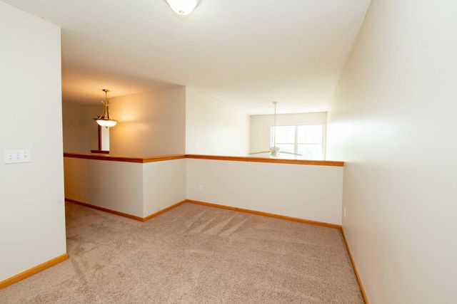 16887 91st Avenue N, Maple Grove, MN 55311