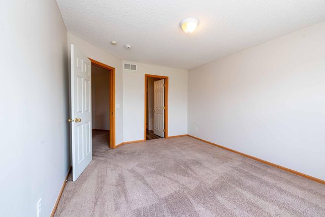 16887 91st Avenue N, Maple Grove, MN 55311