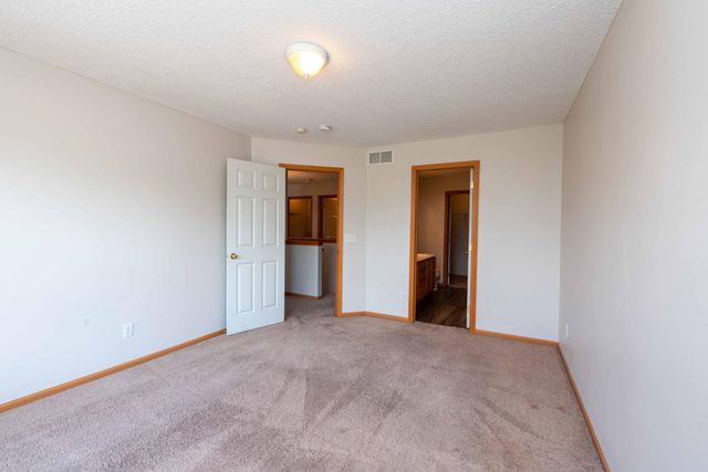 16887 91st Avenue N, Maple Grove, MN 55311