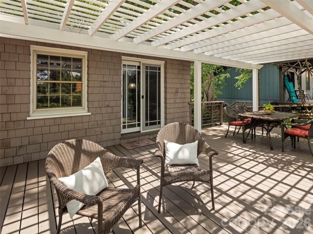 528 N Griffing Boulevard, Asheville, NC 28804