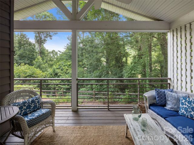528 N Griffing Boulevard, Asheville, NC 28804