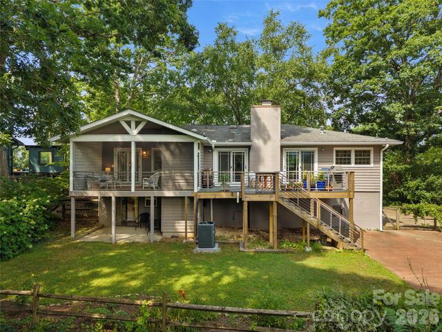 528 N Griffing Boulevard, Asheville, NC 28804